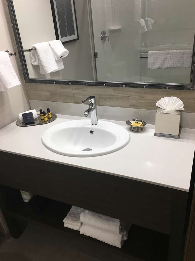 Aristocrat Hotel, BW Signature Collection Half Moon Bay Room photo